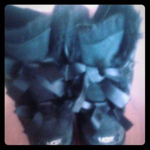 Ugg boots *on hold*